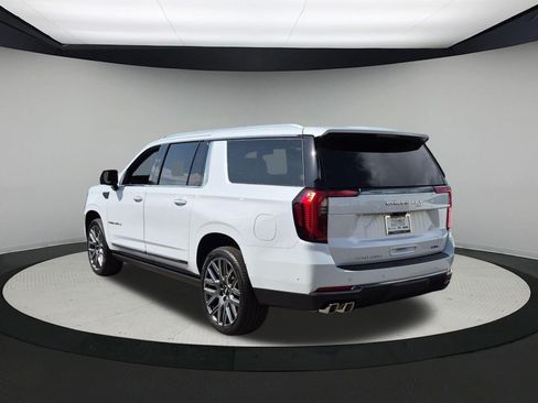 New 2026 GMC Yukon XL Denali Ultimate AWD/4WD image 3