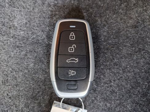 Used 2022 Nissan Altima 2.5 SV FWD image 30
