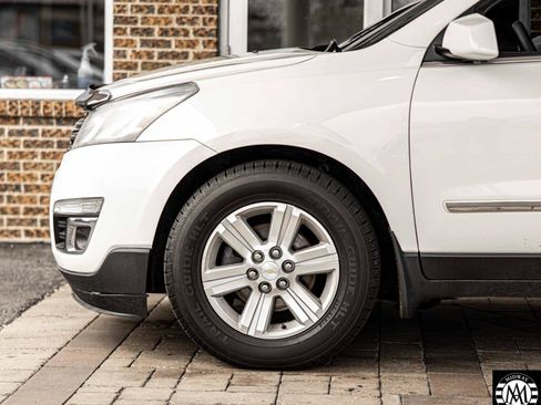 Used 2013 Chevrolet Traverse LT AWD/4WD image 8