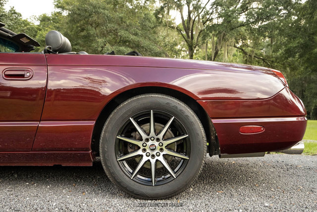 Used 2002 Ford Thunderbird RWD image 5