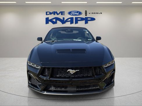 Used 2024 Ford Mustang GT Premium image 3