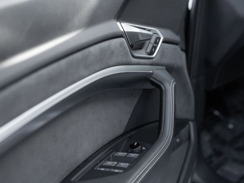 Certified 2023 Audi e-tron S Prestige w/ Prestige Package image 24