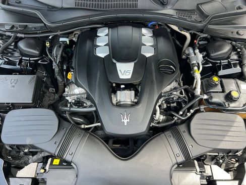 Used 2019 Maserati Ghibli RWD image 20