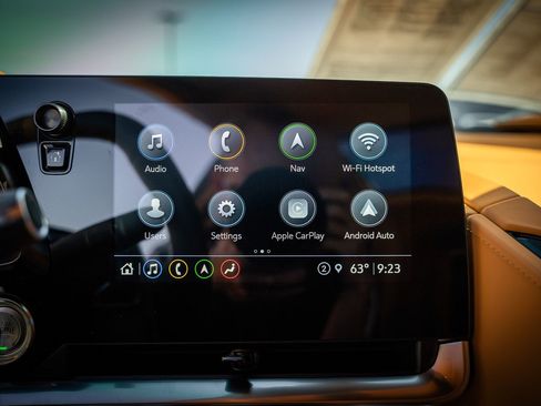 Used 2021 Chevrolet Corvette Stingray Premium Conv w/ Z51 Performance Package image 63