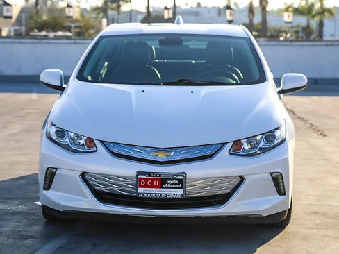Used 2018 Chevrolet Volt LT w/ Comfort Package image 3