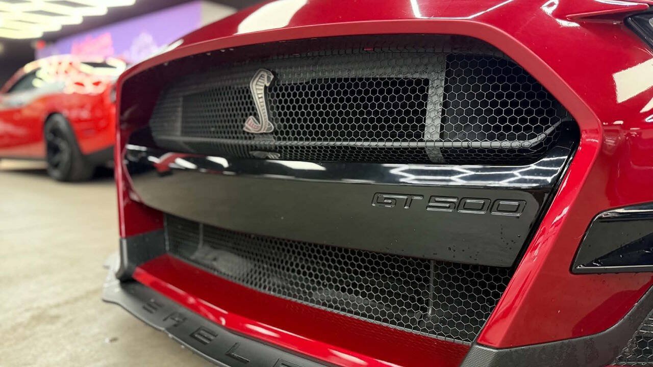 Used 2021 Ford Mustang Shelby GT500 w/ Carbon Fiber Track Pack RWD image 9