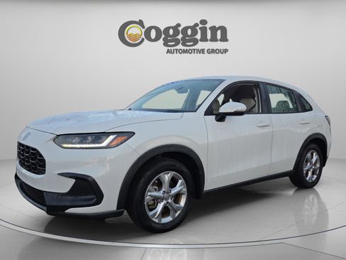 Used 2024 Honda HR-V LX image 1