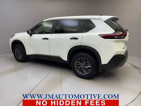 Used 2023 Nissan Rogue S image 3