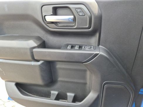 Used 2024 Chevrolet Silverado 1500 Custom w/ Turbomax Blackout Package AWD/4WD image 18
