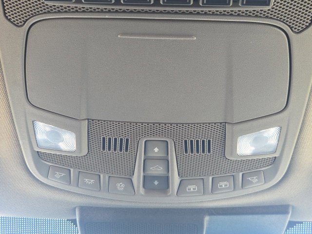 Used 2020 Ford F350 Lariat AWD/4WD image 29