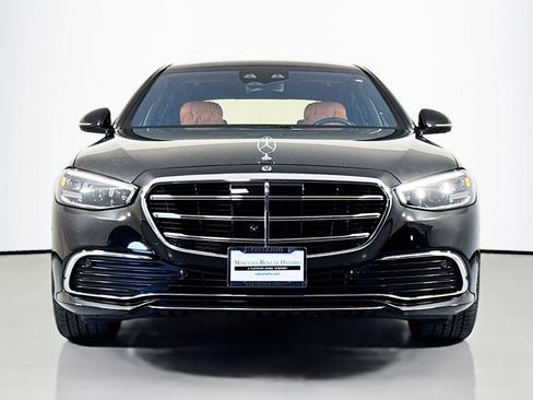 Certified 2026 Mercedes-Benz S 500 4MATIC image 3