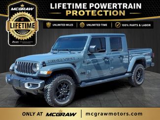 Used 2025 Jeep Gladiator Sport AWD/4WD video 1