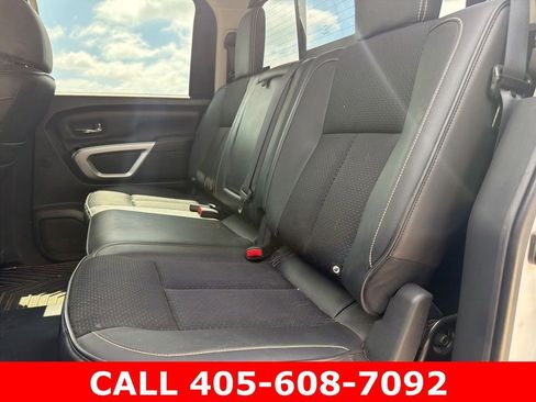 Used 2018 Nissan Titan PRO-4X w/ Pro-4x Utility Package AWD/4WD image 11