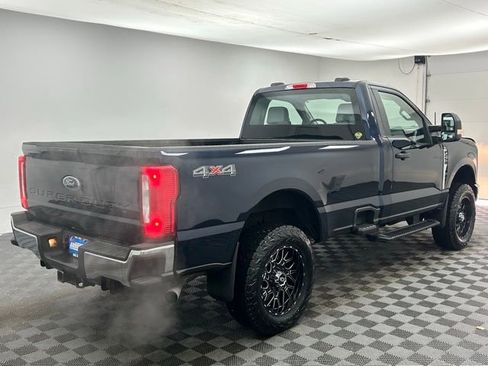 Used 2025 Ford F250 XL w/ XL Chrome Package image 12