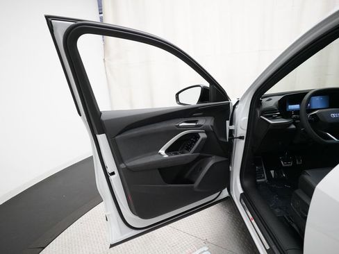 New 2026 Audi SQ5 Premium Plus AWD/4WD image 29