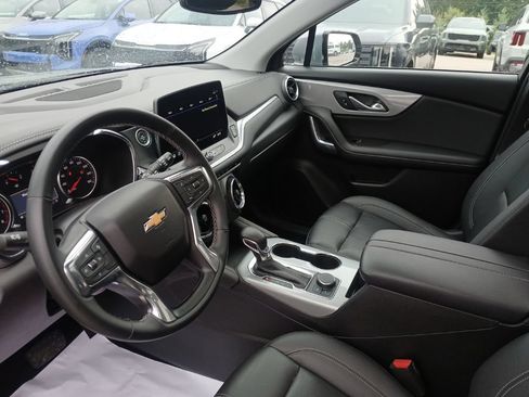 Used 2024 Chevrolet Blazer LT AWD/4WD image 16