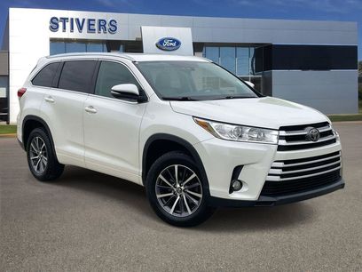 Used 2017 Toyota Highlander XLE