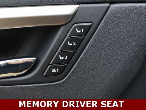 Used 2019 Lexus RX 350L Premium w/ Premium Package image 15