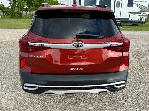Used 2021 Kia Seltos S image 11