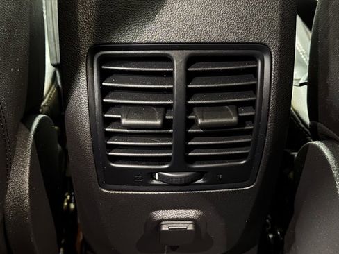 Used 2018 Ford Escape SEL w/ Ford Safe & Smart Package image 23