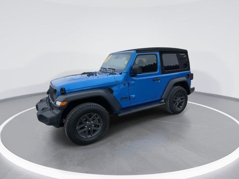 Used 2024 Jeep Wrangler Sport S image 4