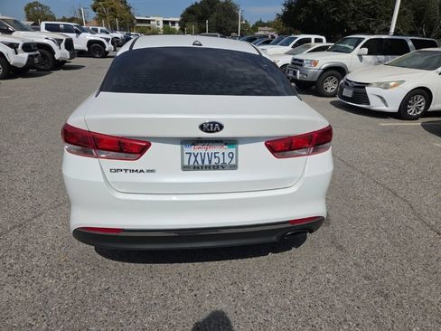 Used 2016 Kia Optima LX FWD image 4