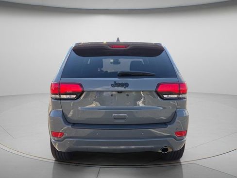 Used 2021 Jeep Grand Cherokee Laredo X RWD image 5