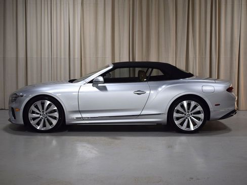 New 2026 Bentley Continental GTC AWD/4WD image 16