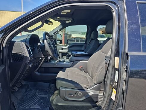 Used 2016 Ford F150 XLT w/ Equipment Group 302A Luxury AWD/4WD image 9