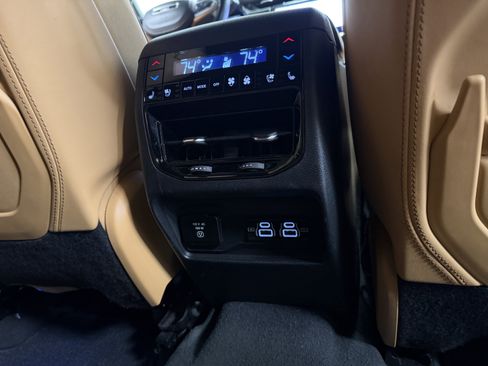 Used 2022 Jeep Grand Cherokee L Summit image 33