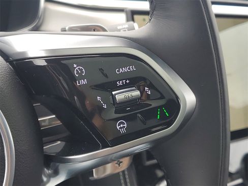 New 2026 Jaguar F-PACE R-Dynamic S image 16