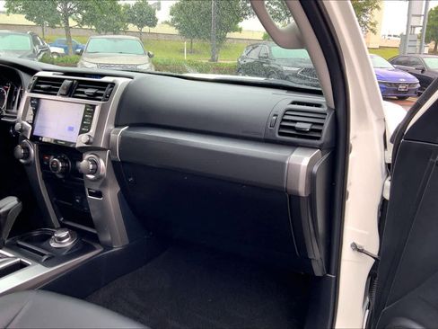 Used 2023 Toyota 4Runner TRD Sport w/ Technology Package AWD/4WD image 17