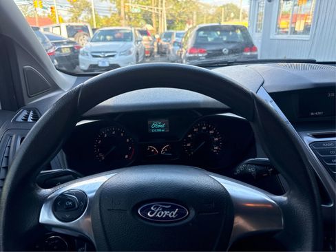 Used 2018 Ford Transit Connect XLT image 22