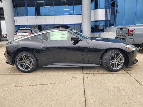 New 2026 Nissan Z Sport image 4