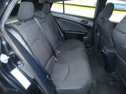 Used 2022 Toyota Prius LE image 21