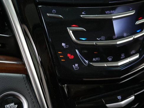 Used 2019 Cadillac Escalade Luxury w/ Escalade Sport Edition image 53