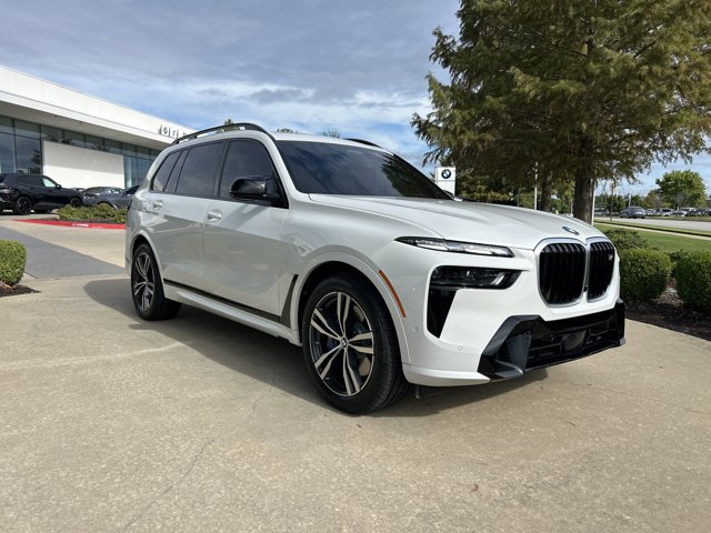 Certified 2025 BMW X7 M60i AWD/4WD image 6