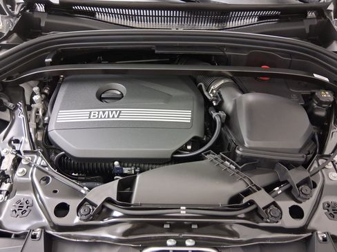New 2026 BMW X1 xDrive28i w/ Technology Package AWD/4WD image 31