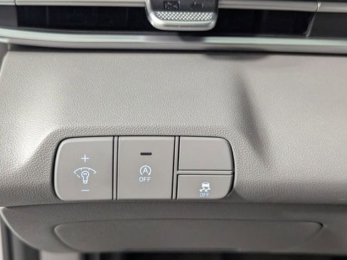 New 2026 Hyundai Elantra SE image 13