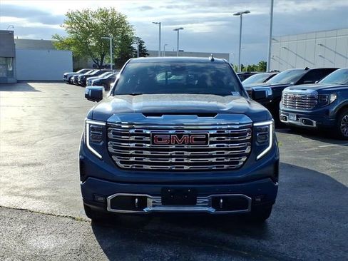 Used 2025 GMC Sierra 1500 Denali w/ Denali Reserve Package AWD/4WD image 12
