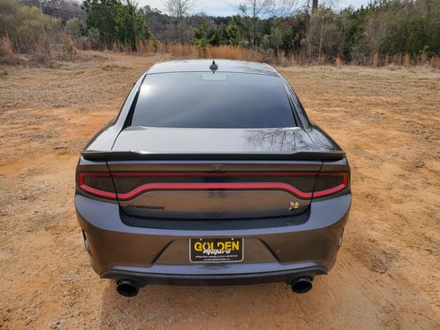 Used 2019 Dodge Charger Scat Pack w/ Plus Group image 4