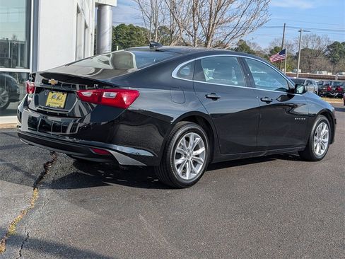 Used 2024 Chevrolet Malibu LT image 4