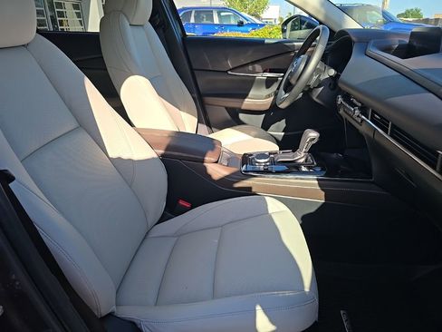 Used 2024 MAZDA CX-30 AWD 2.5 S w/ Premium Package image 33