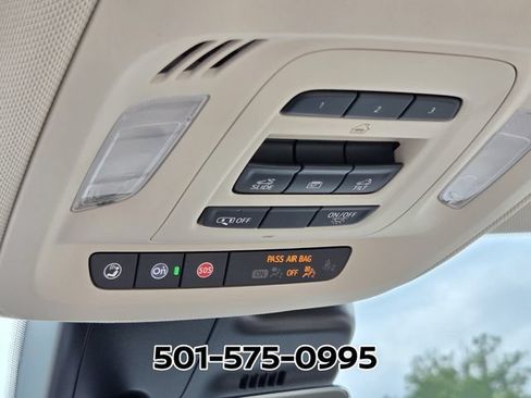 Used 2023 Buick Envision Avenir AWD/4WD image 28
