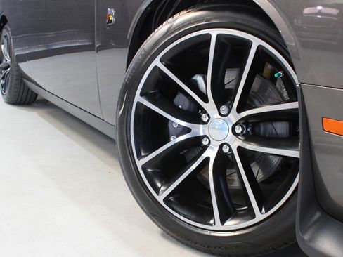 Used 2015 Dodge Challenger R/T Scat Pack image 17