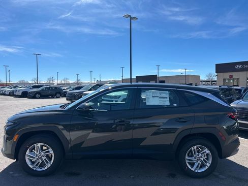 New 2026 Hyundai Tucson SE image 8