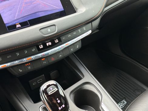 Used 2023 Cadillac XT4 Sport FWD image 27