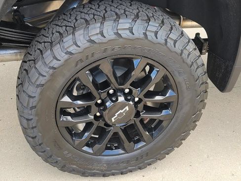 New 2026 Chevrolet Silverado 2500 High Country w/ High Country Premium Package AWD/4WD image 5