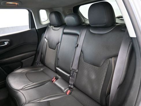 Used 2020 Jeep Compass Latitude image 28