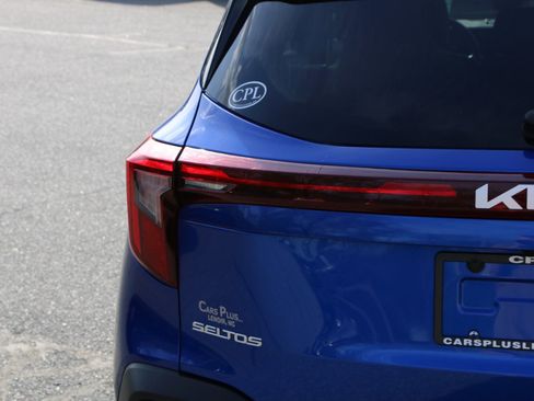 Used 2024 Kia Seltos LX image 6